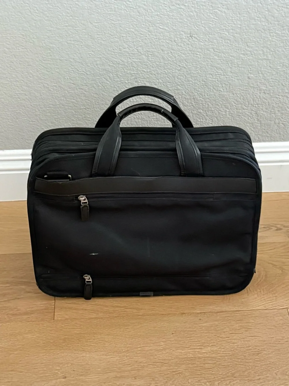 Nordstrom Men’s Black Laptop Briefcase Travel Bag Multi-Compartment Carry-On